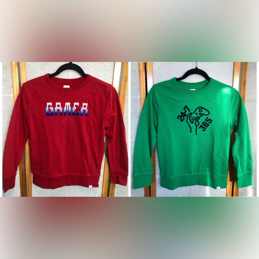 Two Kids Gap Boys sz M‎ Gamer Crew Neck Sweaters